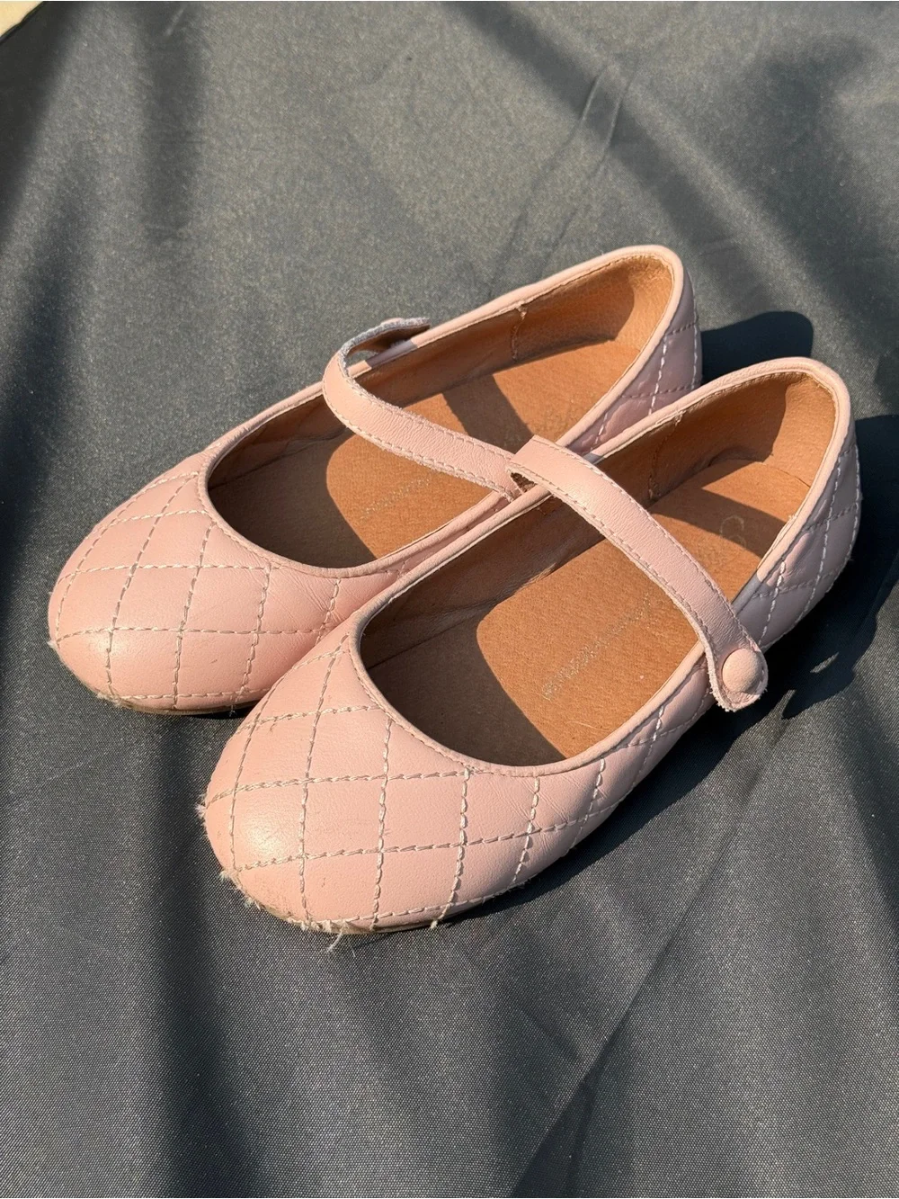 AOI  Age Of Innocence sz 29 shoes COCO PINK SHOES